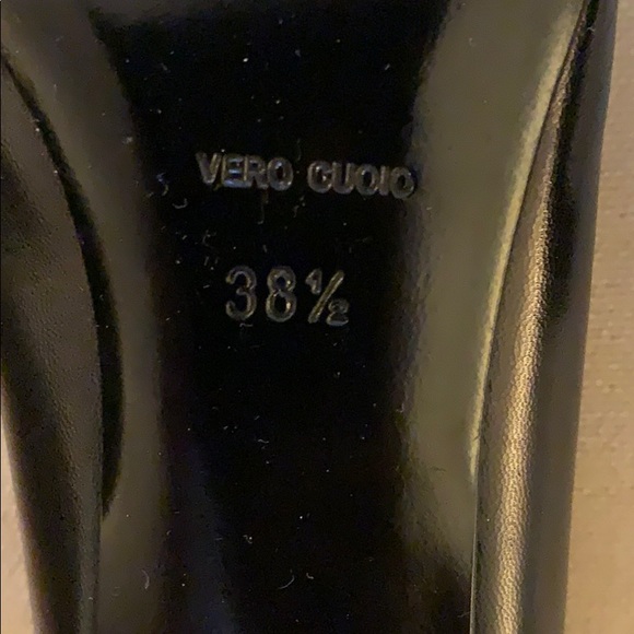 Shoes - Picture 5 of 6